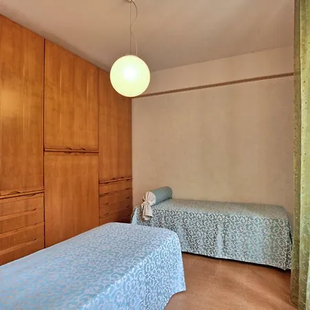 Ocra Apartment *